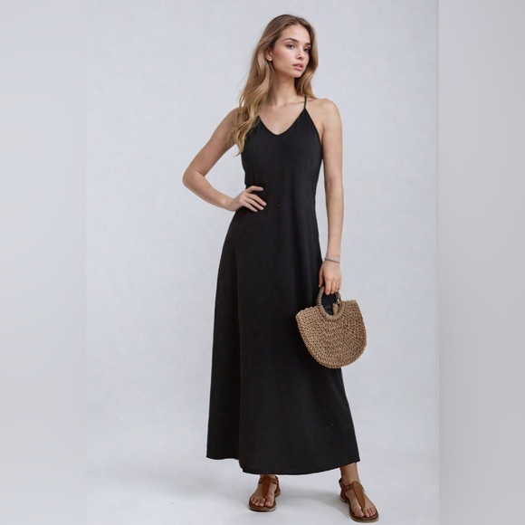 Black Halter Neck Tee Dress - Picture 4 of 8